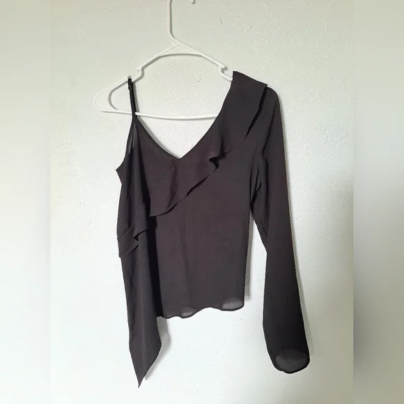 BCBGeneration Asymmetrical Black Blouse - Picture 3 of 6